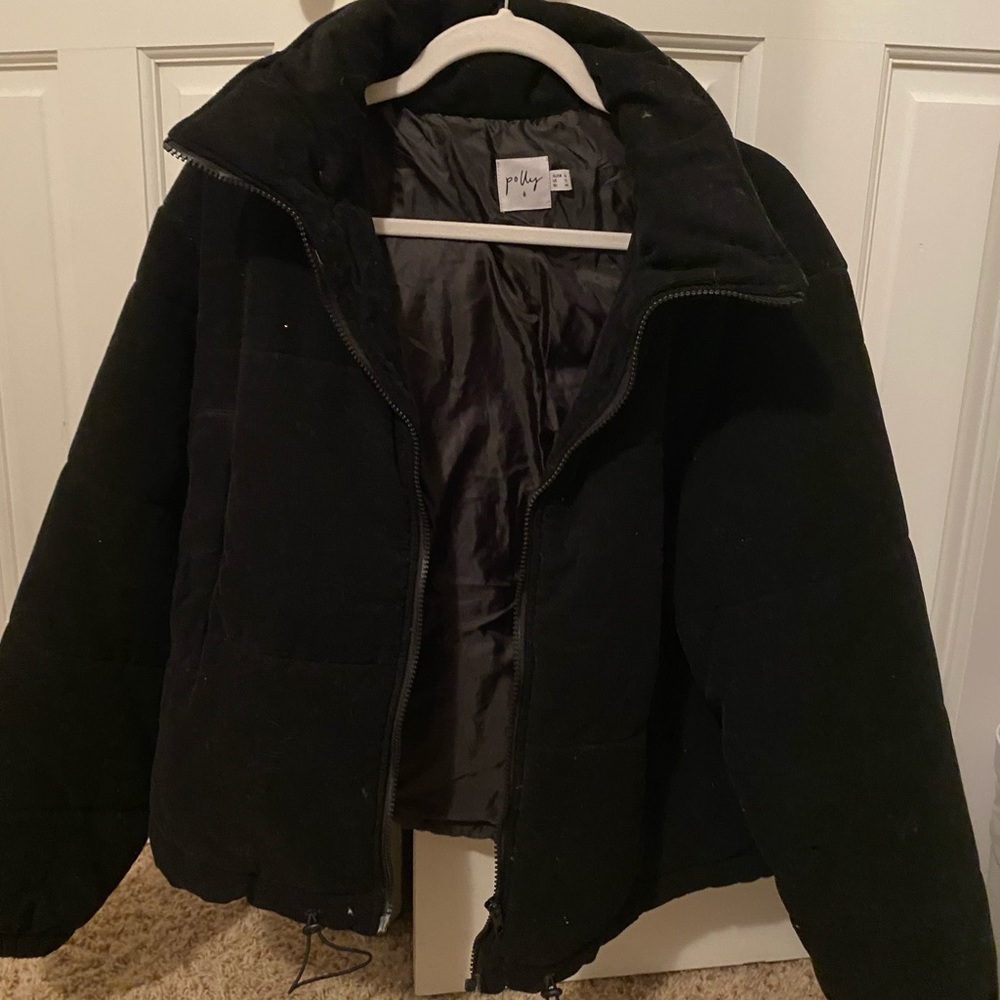 Cute Princess Polly black puffer coat